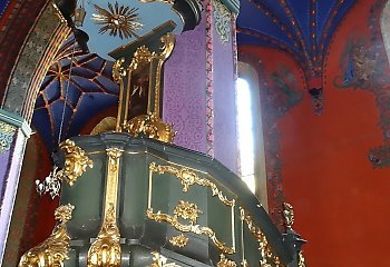 Ambona to nie tablica ogłoszeń. Akolita z Bydgoszczy przypomina zasady liturgii