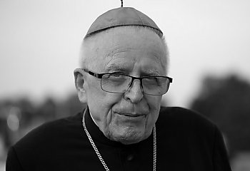 PILNE! Zmarł arcybiskup senior Stanisław Nowak